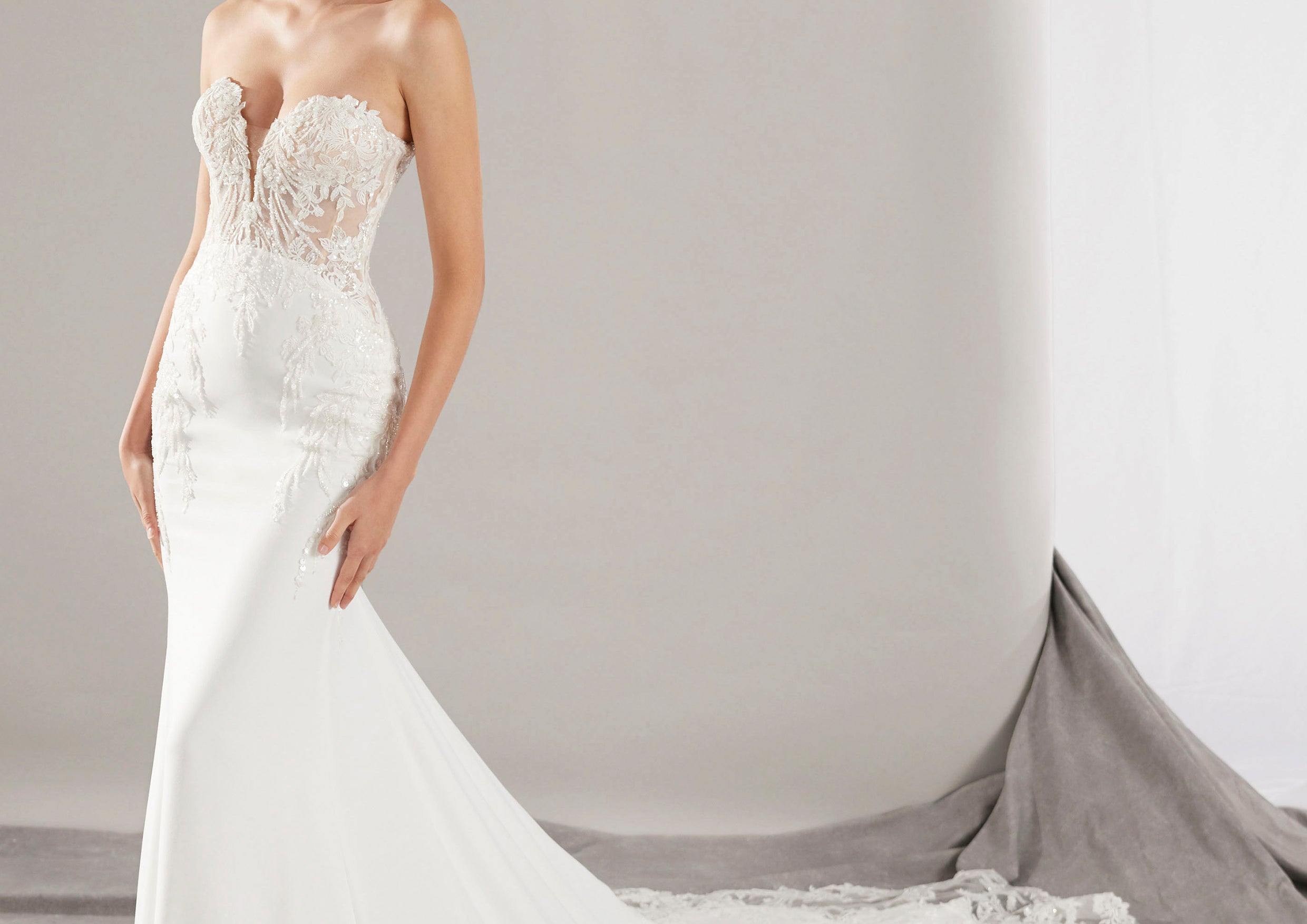 Bale Elhanovias Pronovias