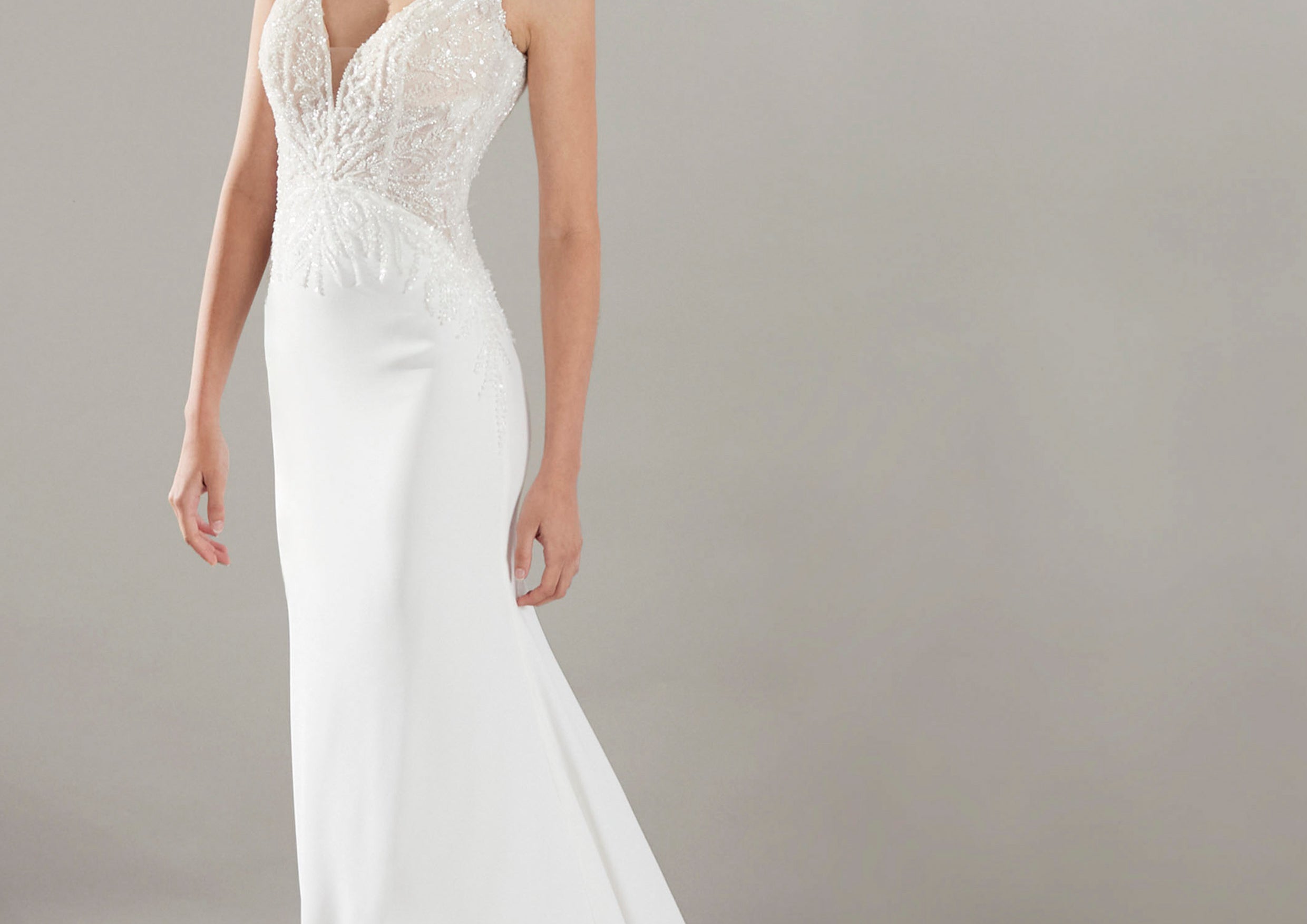 CLIN ELHANOVIAS PRONOVIAS