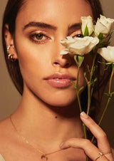 Almendra - ELHAnovias - Maquillaje y peinado