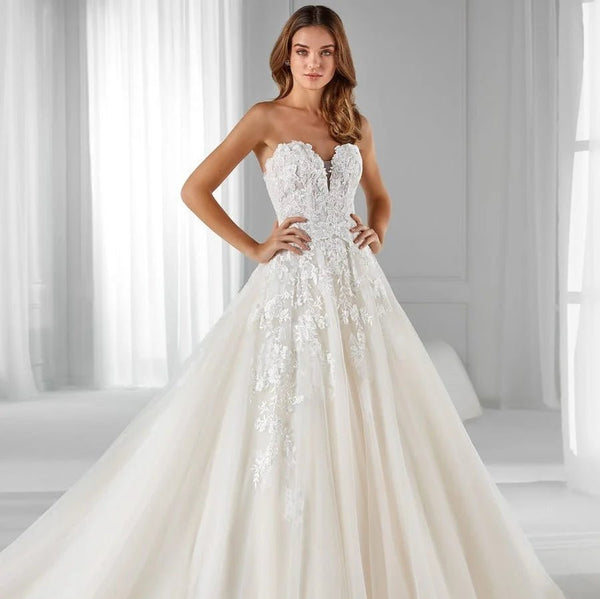 AU121468 - ELHAnovias - NICOLE COUTURE