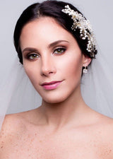 Carolina Indacochea - ELHAnovias - Maquillaje y peinado