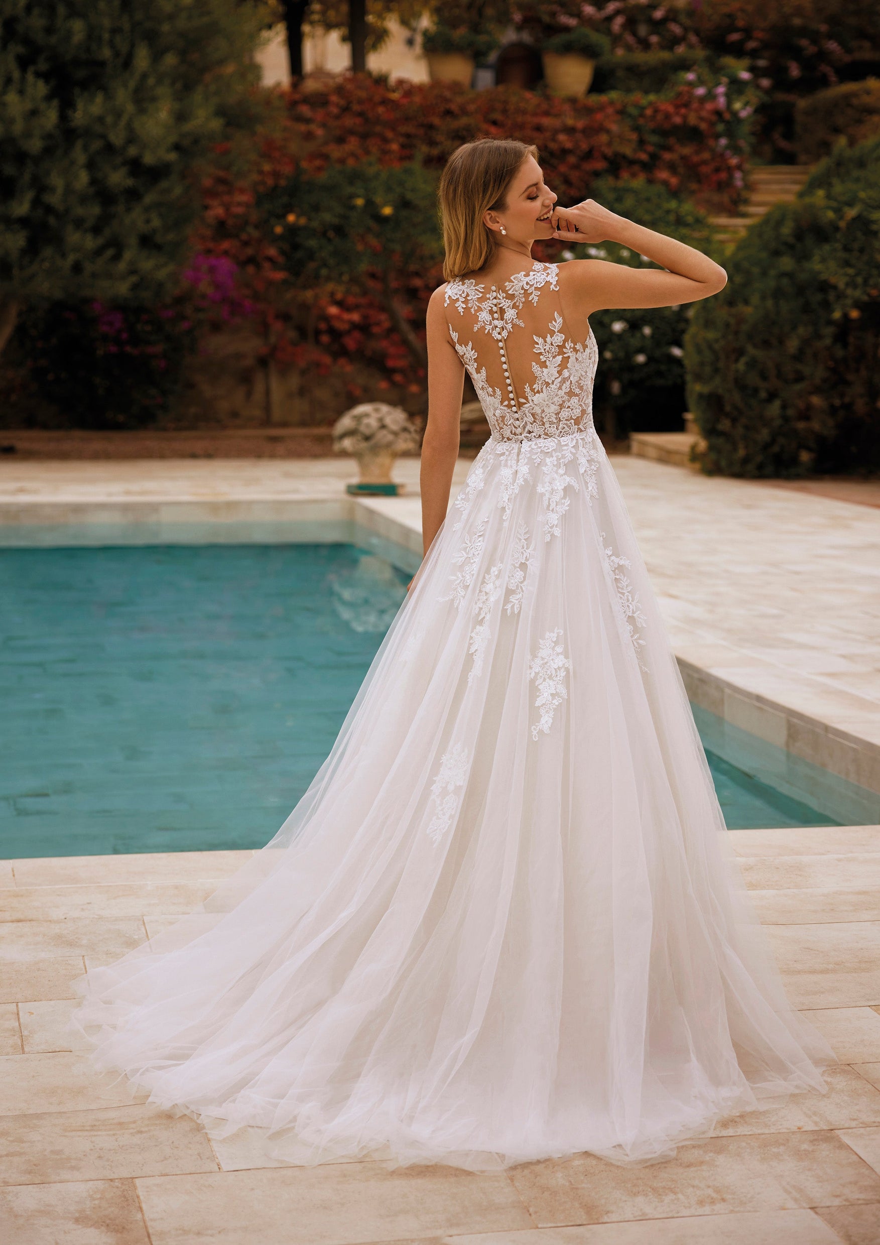 MCLEAN - ELHAnovias - WHITE ONE