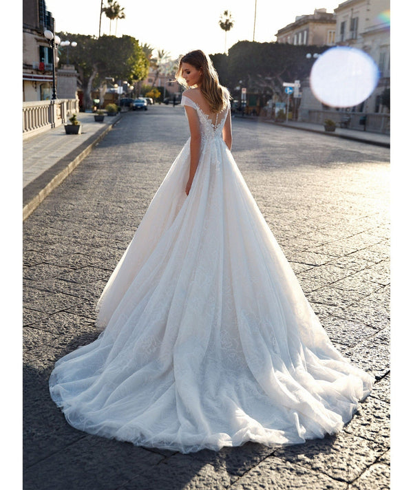 NC12128 - ELHAnovias - Pronovias