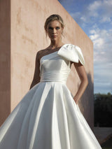 NICOSIA - ELHAnovias - Pronovias
